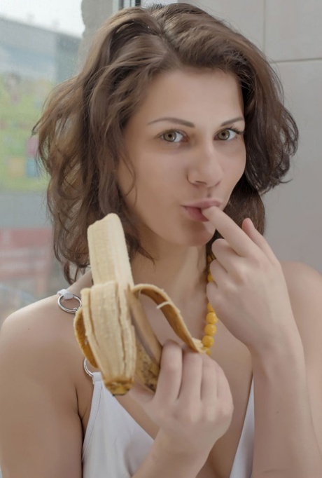 Kurtköy Escort Şehvetli Sevişen Cümbüşlü Yeni Kadın Açelya